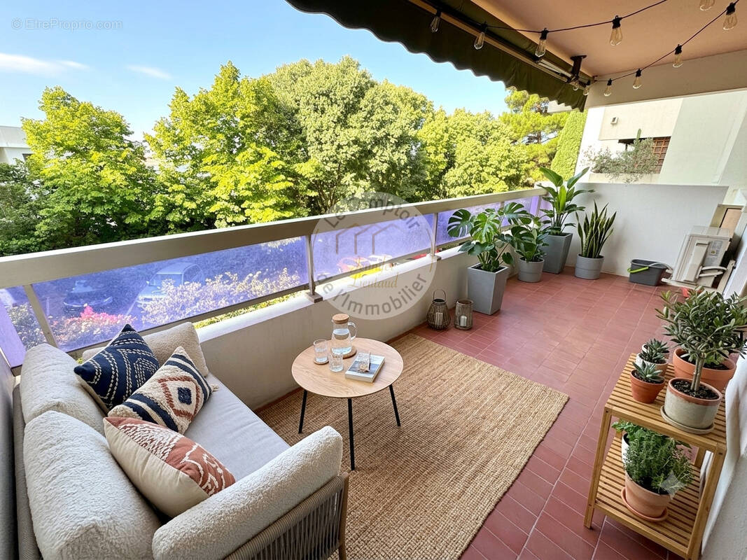 Appartement à MARSEILLE-9E