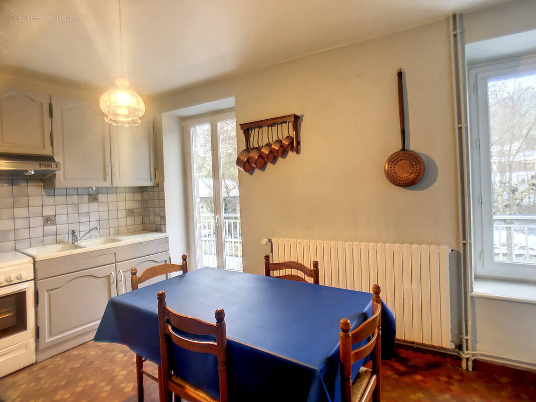 Maison à SAINT-FLORET