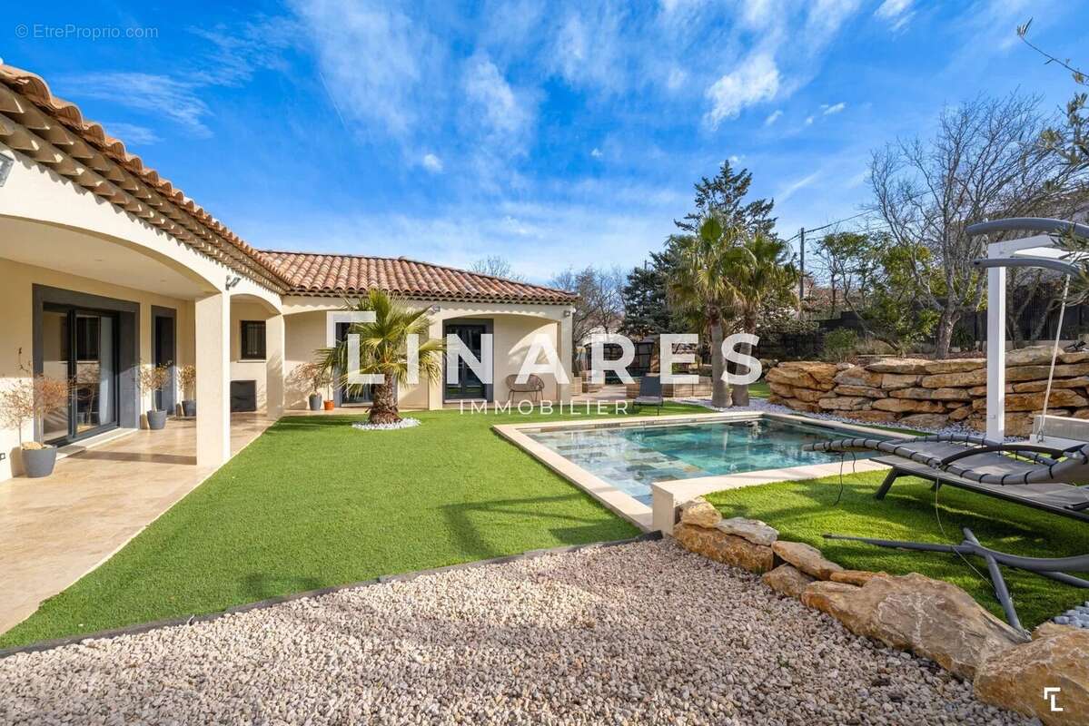 Maison à PLAN-D'AUPS-SAINTE-BAUME