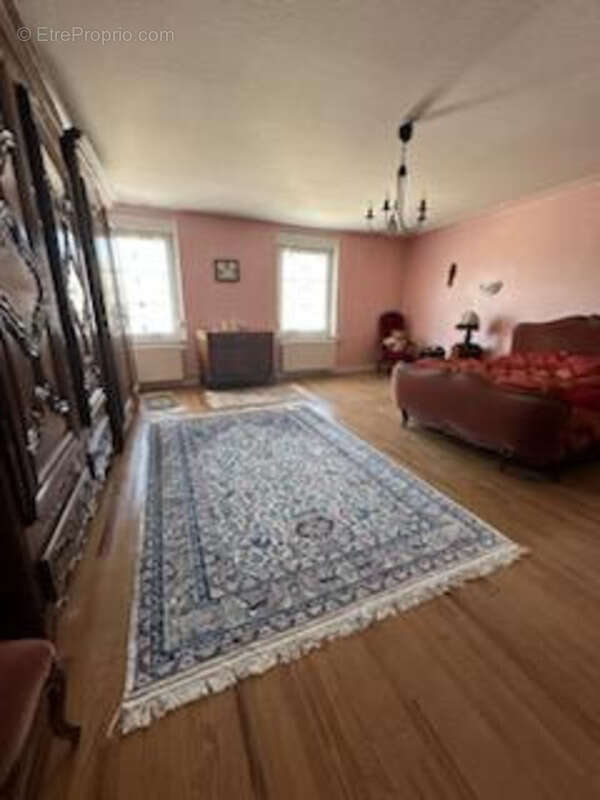 Maison à CONDE-NORTHEN