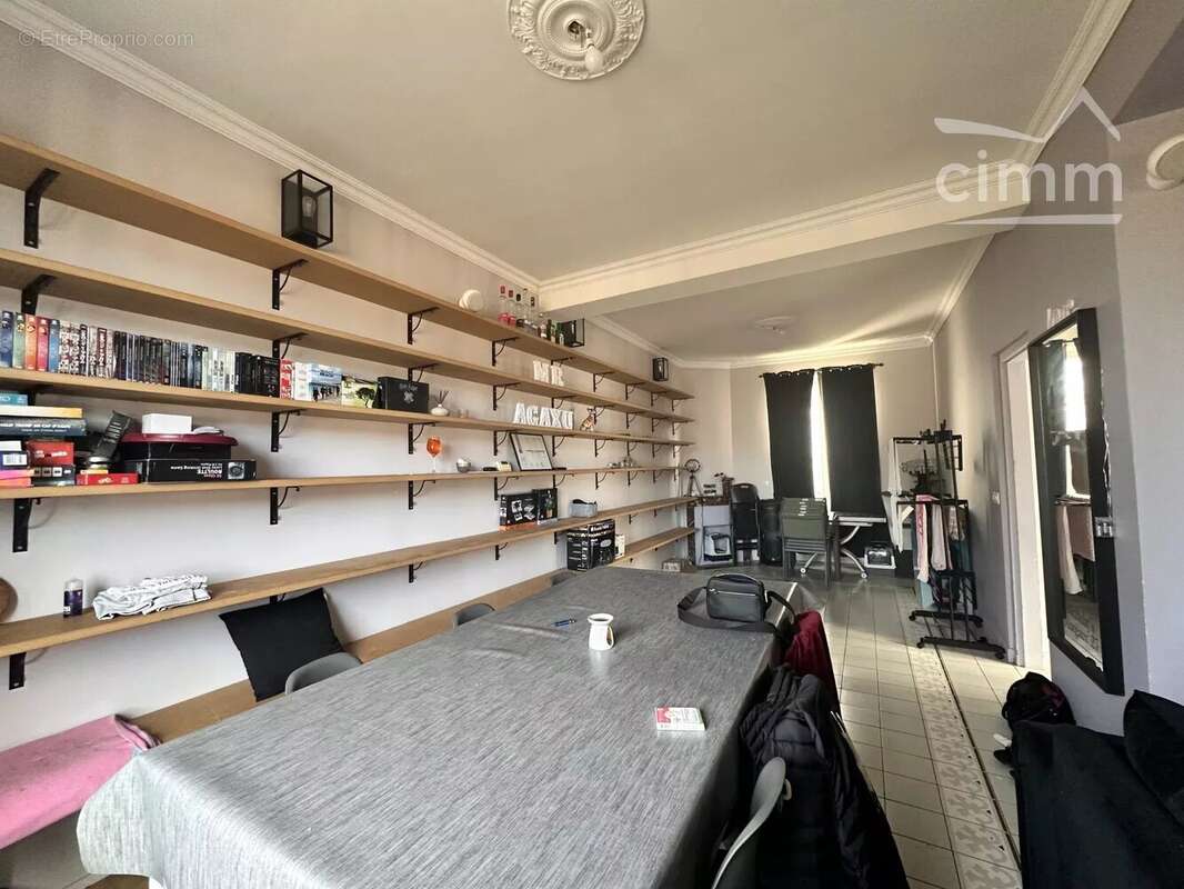 Maison à CONGIS-SUR-THEROUANNE