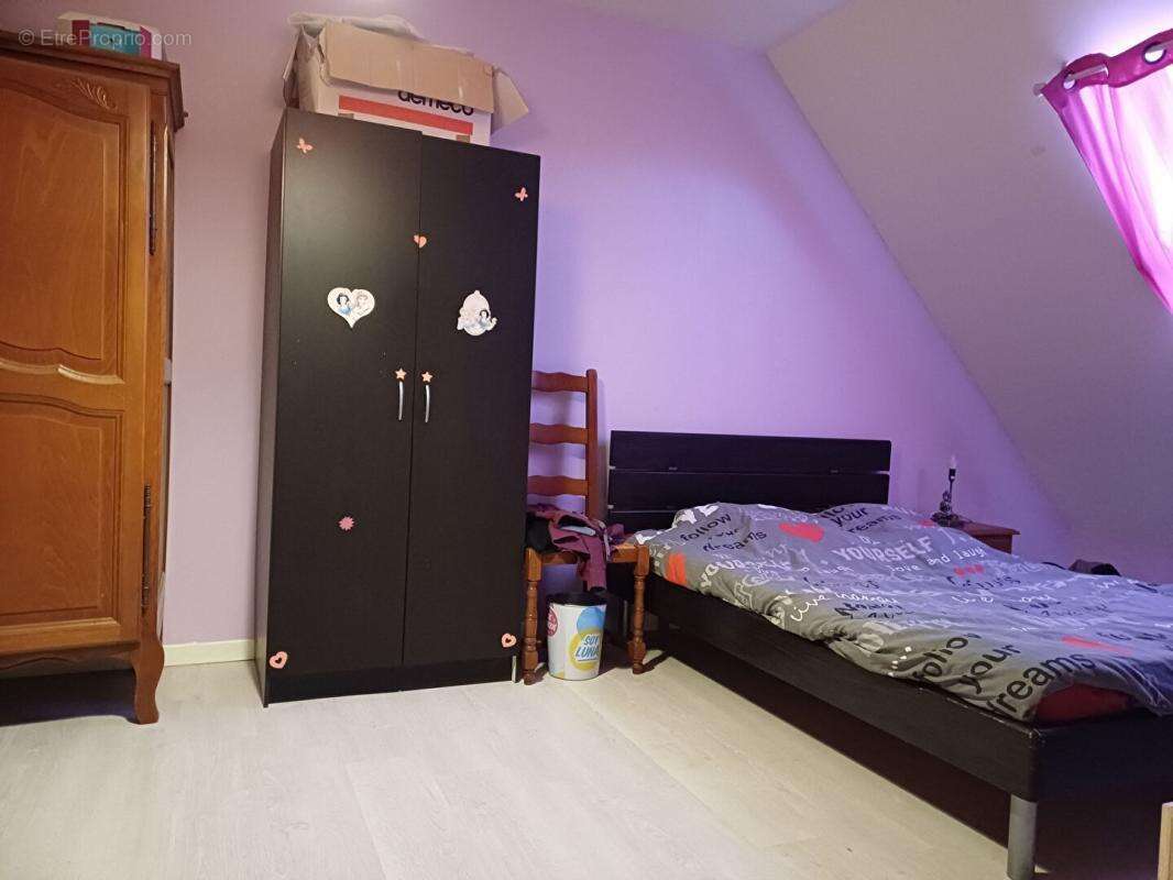 Maison à RIBECOURT-DRESLINCOURT