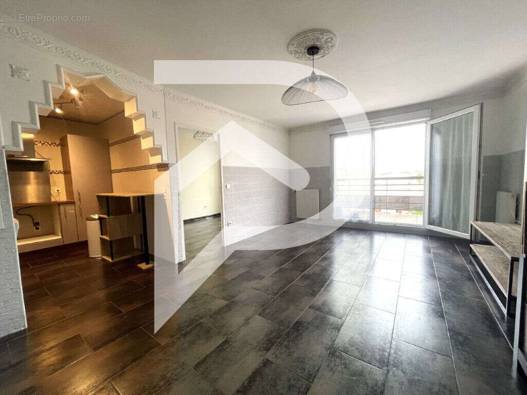 Appartement à LIMEIL-BREVANNES