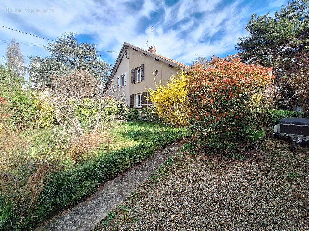 Maison à LYON-5E