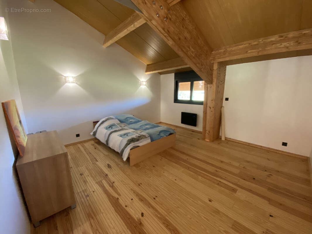 Maison à LACASSAGNE