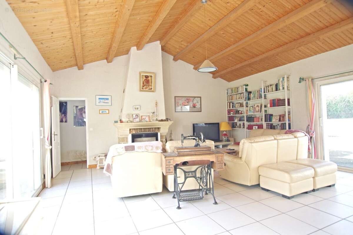 Maison à SAINTE-FOY