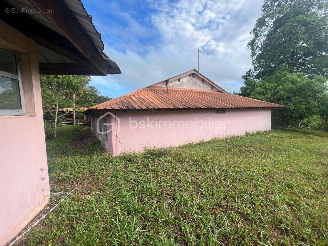 Appartement à MONTSINERY-TONNEGRANDE