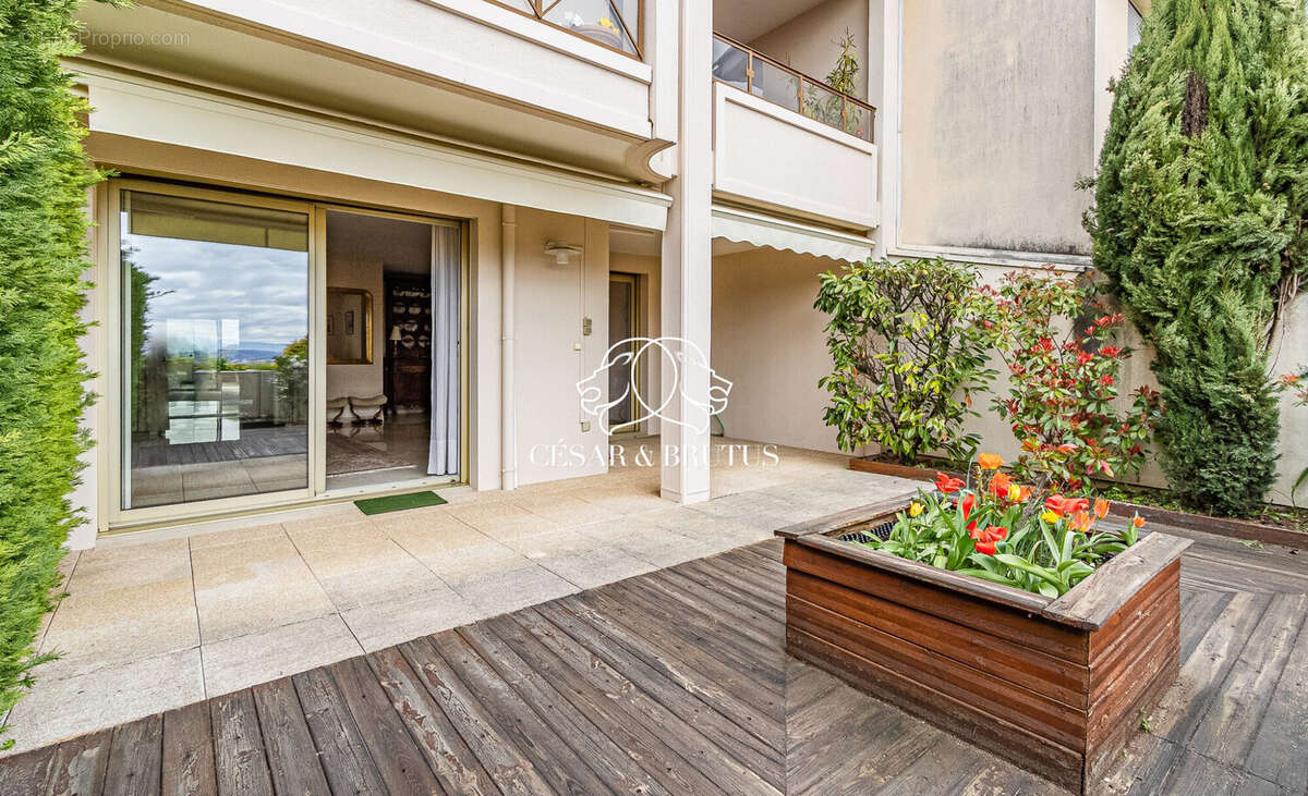 Appartement à SAINT-DIDIER-AU-MONT-D'OR