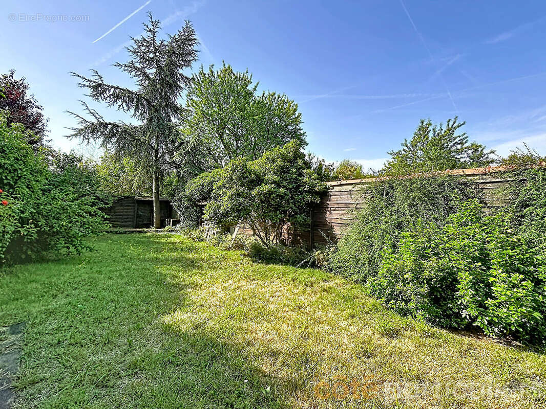 Maison à SAINT-MAUR-DES-FOSSES