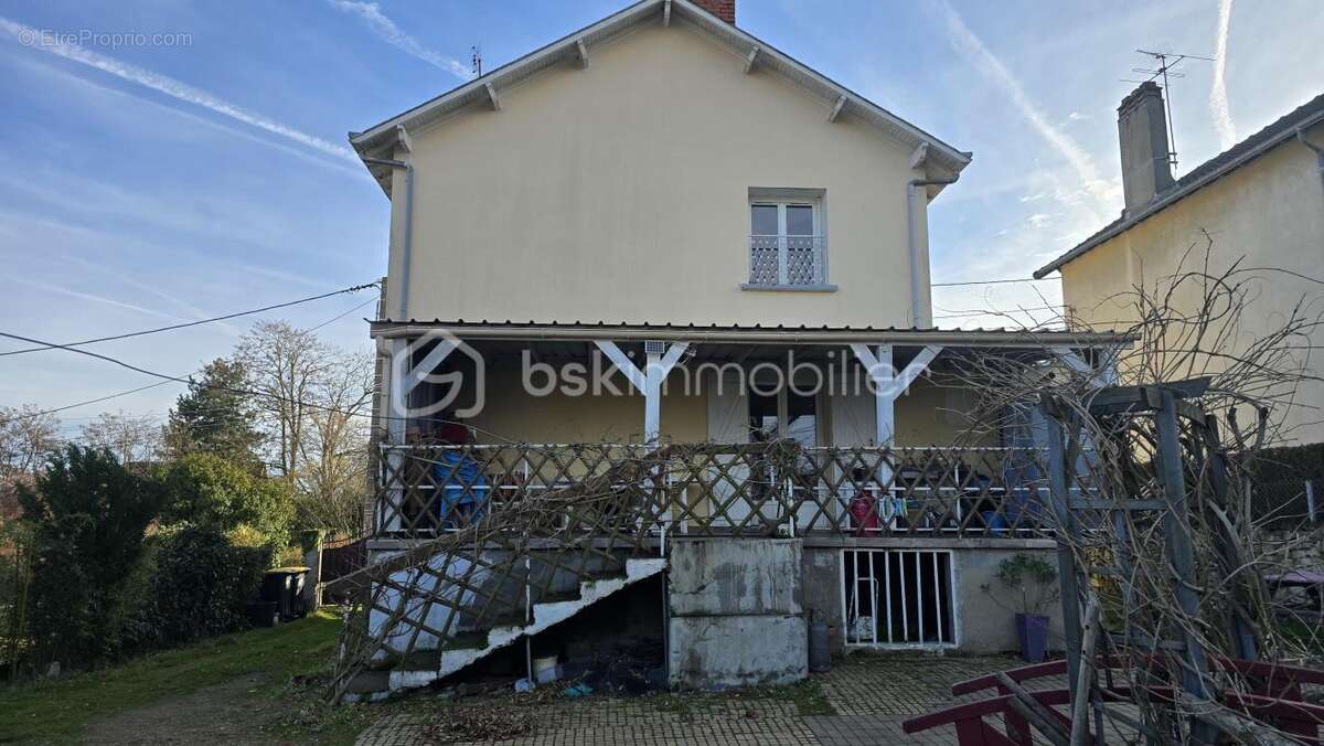 Maison à CHATELLERAULT