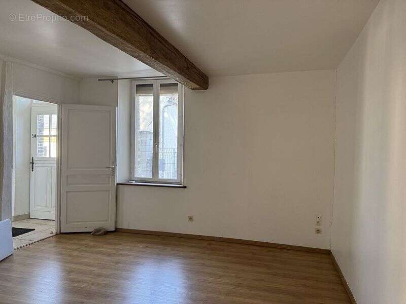 Maison 130 m² à Maillot  - photo 4