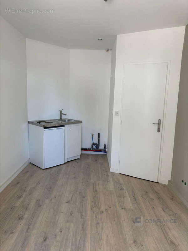 Appartement 18 m² à Venissieux  - photo 2