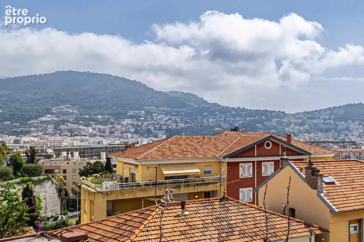 Nice - Bas Cimiez - Maison 170m² avec 4 chambres, terrasses et garage - photo 15