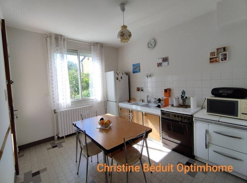 Maison à RUELLE-SUR-TOUVRE