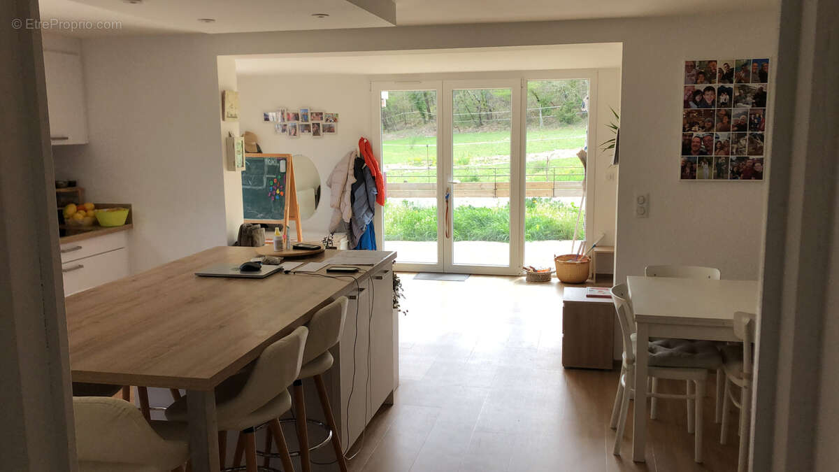 Maison à PIERREVERT