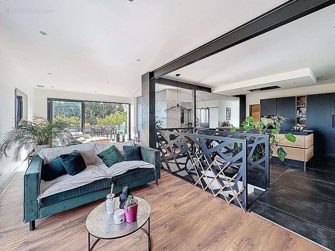 Maison à BOISSET-ET-GAUJAC