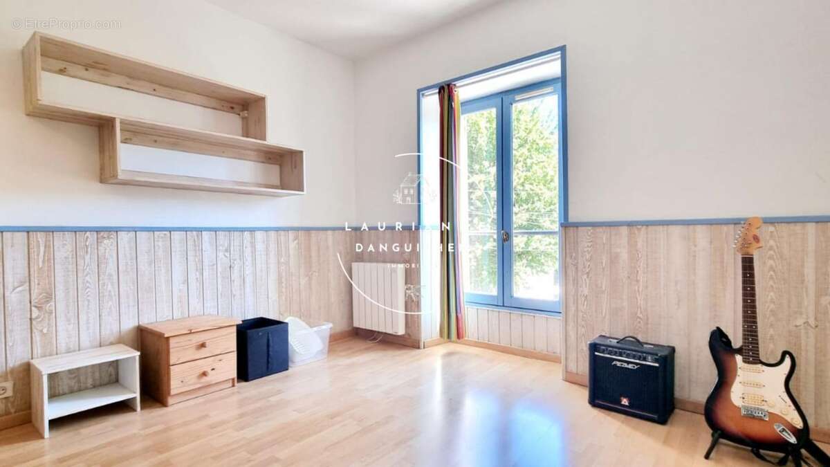 Maison à NOISY-SUR-OISE