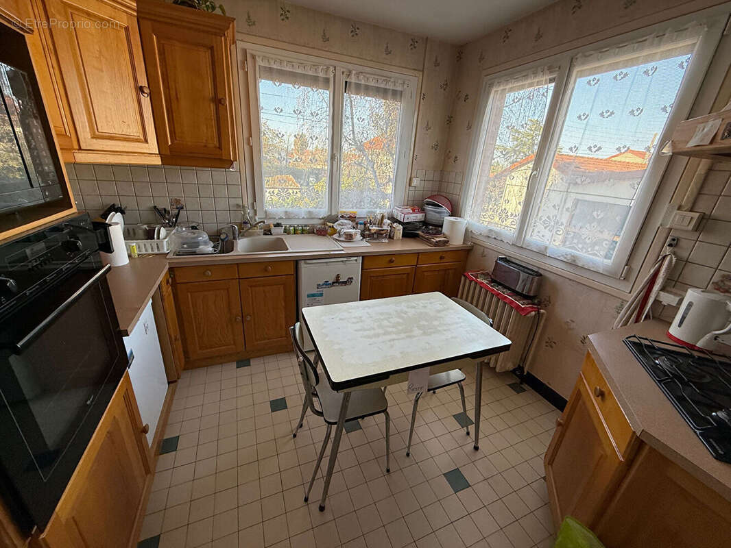 Maison à RIORGES