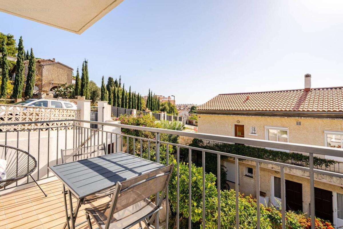 Appartement à LE LAVANDOU