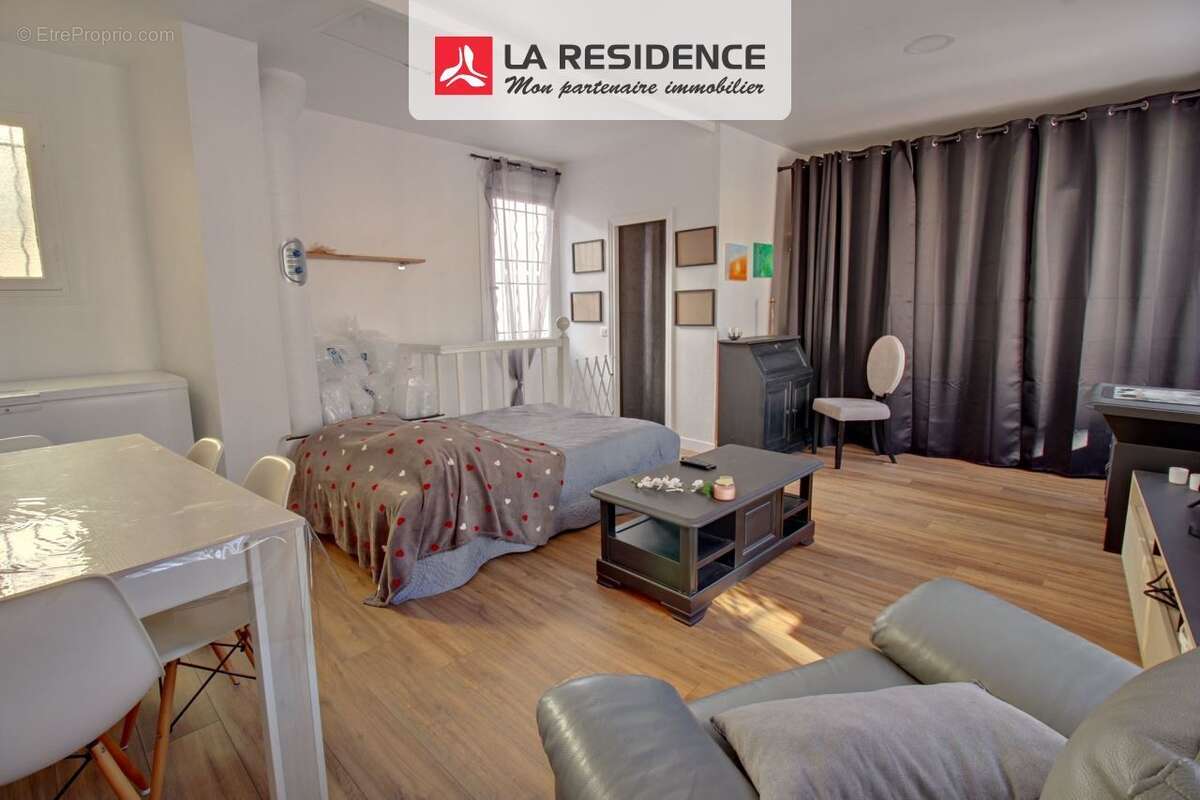 Commerce à CONFLANS-SAINTE-HONORINE