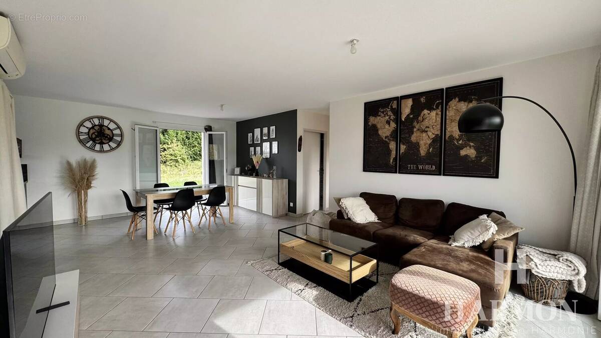 Maison à HAGETMAU