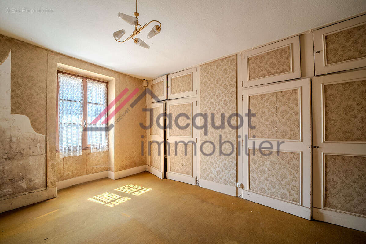 Maison 79 m² à Montmorot  - photo 4