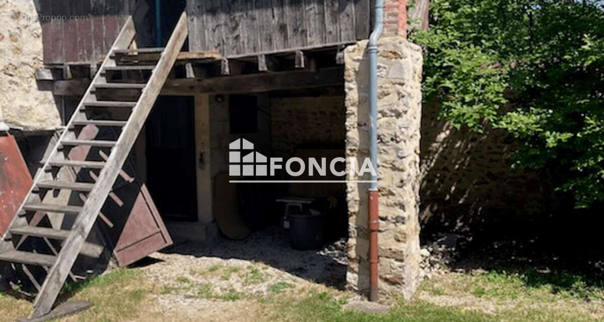 Immeuble a fort potentiel situe a chateau thierry même - photo 6