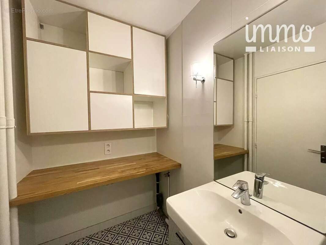 Appartement à PARIS-19E