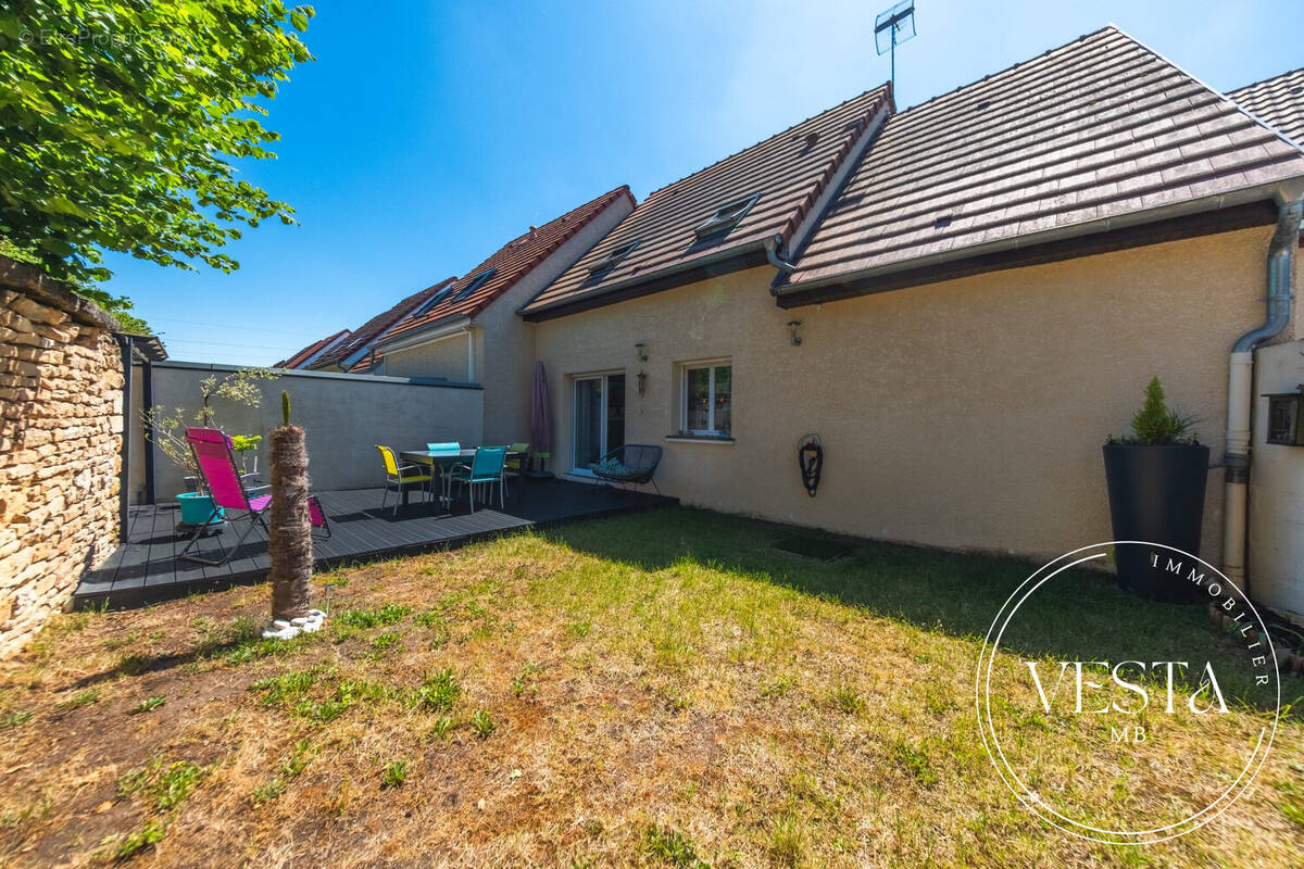 Maison à MARSANNAY-LA-COTE