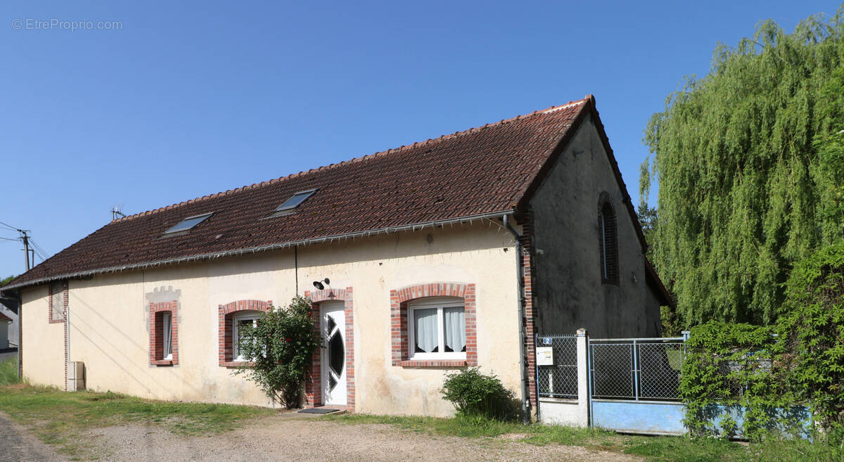 Maison à COURVILLE-SUR-EURE