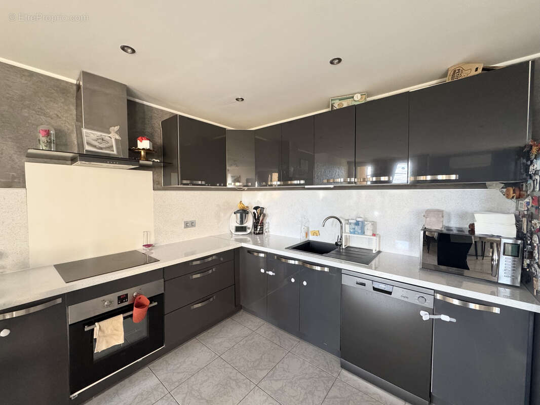 Appartement à MARSEILLE-13E