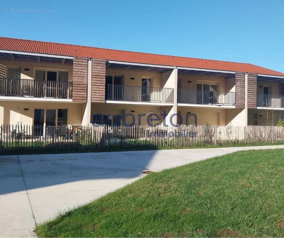 Appartement à COGNIN-LES-GORGES