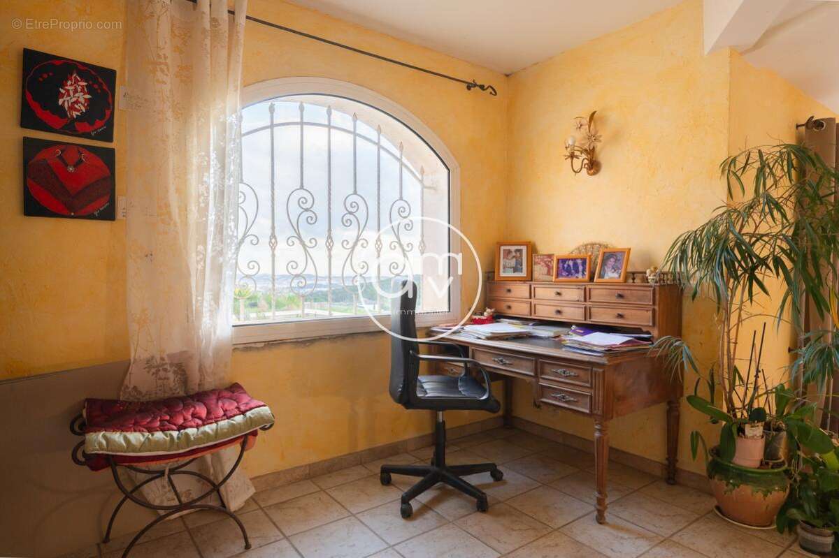 Propriété Ollioules - EXCLUSIVITE - photo 8