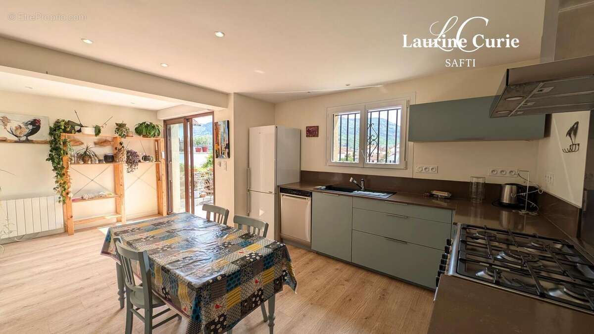 Maison 155 m² à Millau  - photo 6