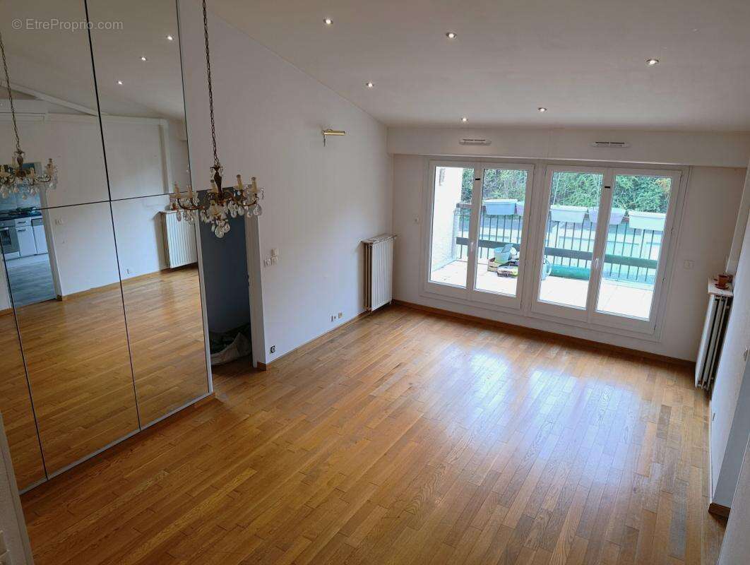 Atypique appartement t5 - photo 3