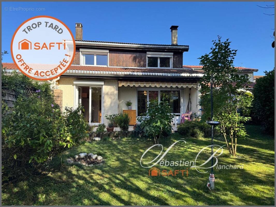 Photo 1 - Maison à VERSONNEX