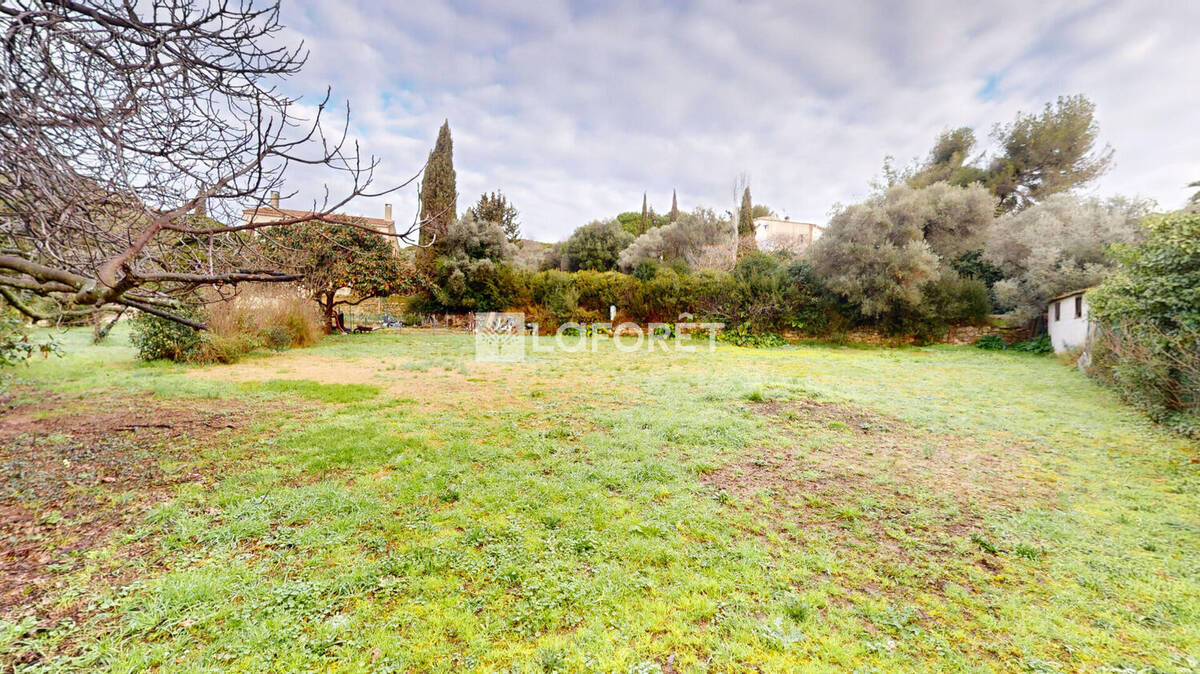 Terrain à MARSEILLE-13E