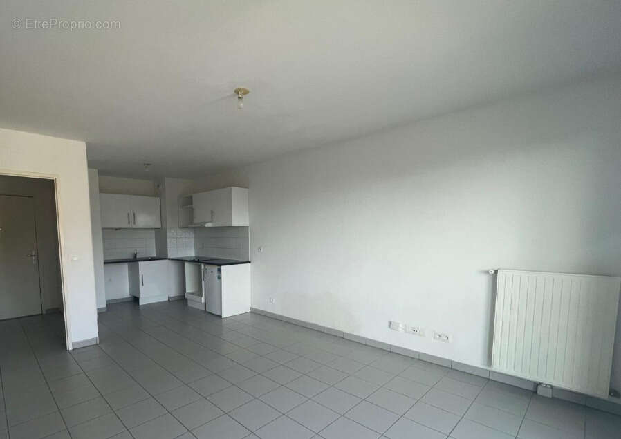 Appartement à JUVIGNAC