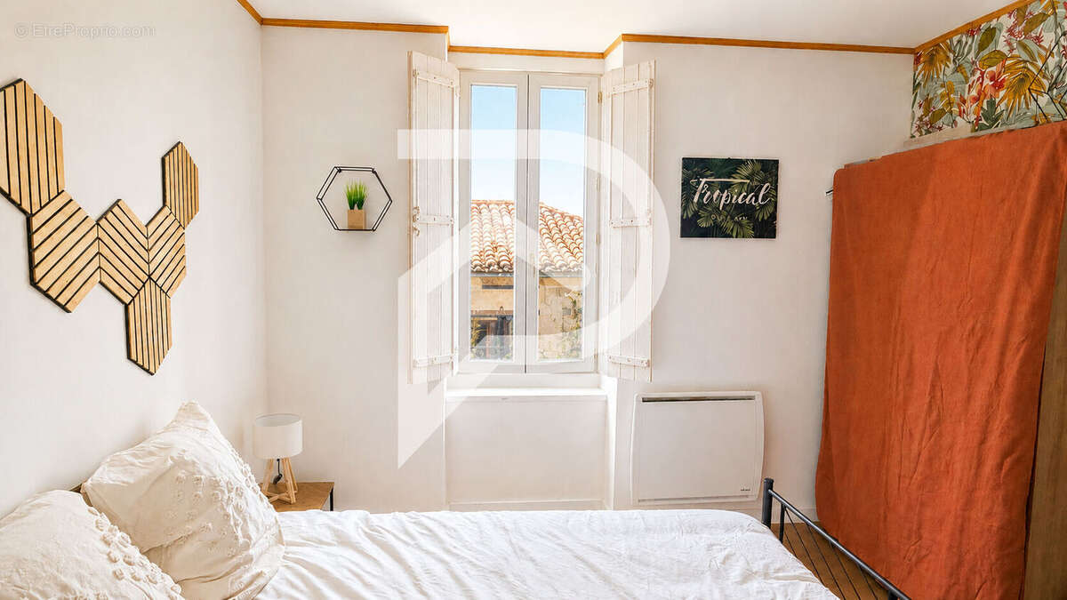 Appartement T2 rénové de 45 m² vendu loué Montredon-Labessonnié - photo 5