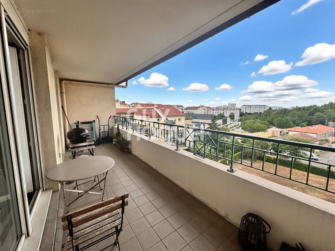 Appartement à LYON-7E