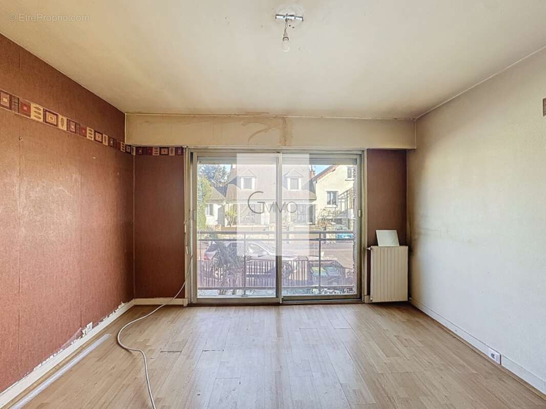 Appartement à CHEVILLY-LARUE