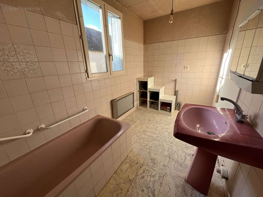 Maison à NANCRAY-SUR-RIMARDE