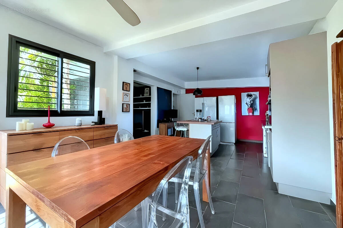 Maison à SAINT-DENIS