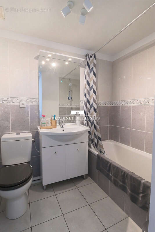 Appartement à SAINT-PIERRE-D'IRUBE