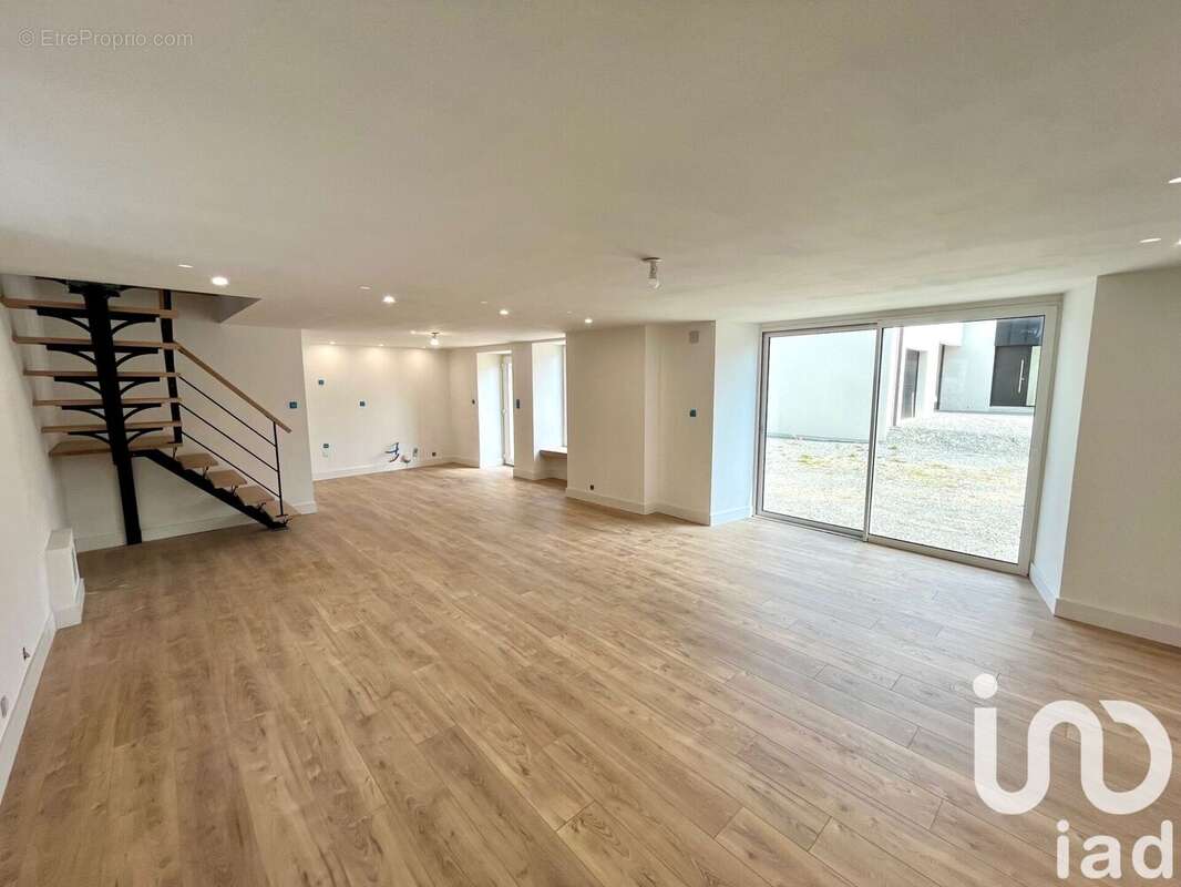 Photo 3 - Maison à JULLOUVILLE