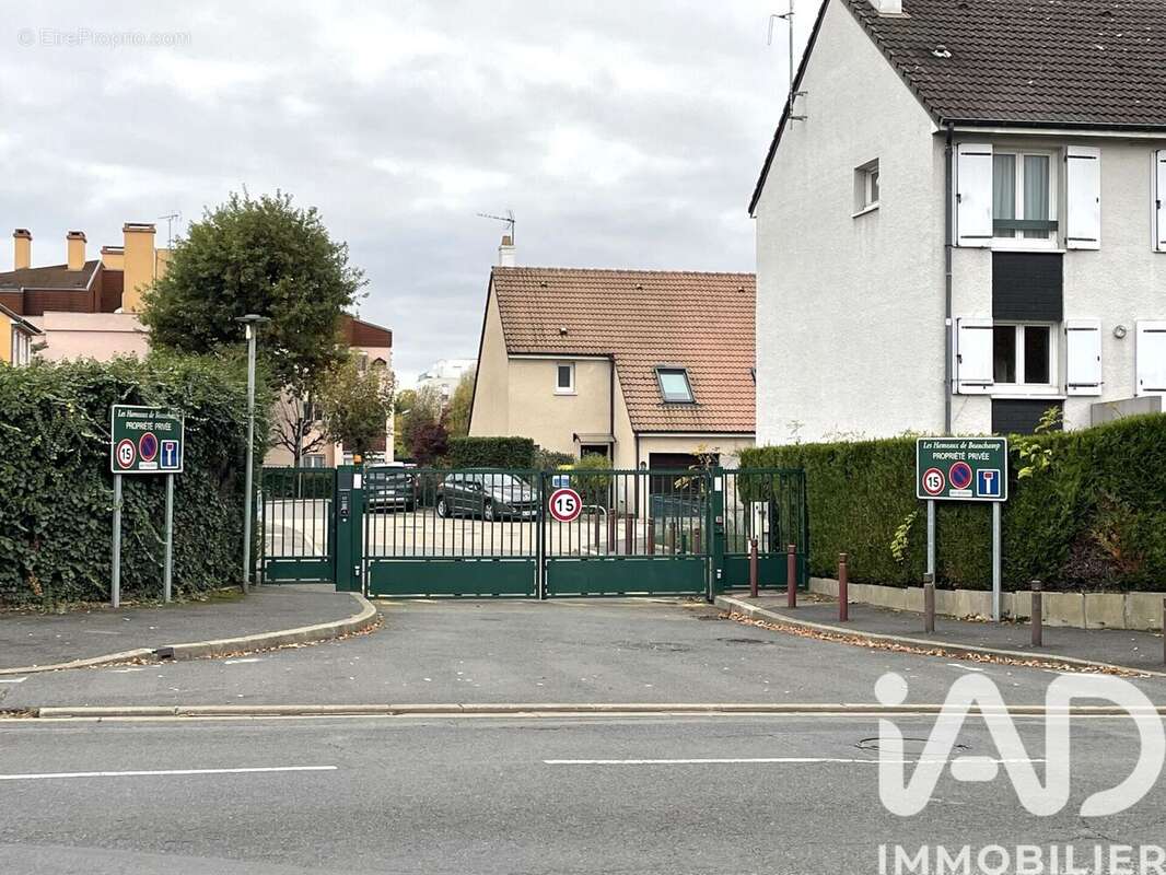 Photo 2 - Appartement à BEAUCHAMP