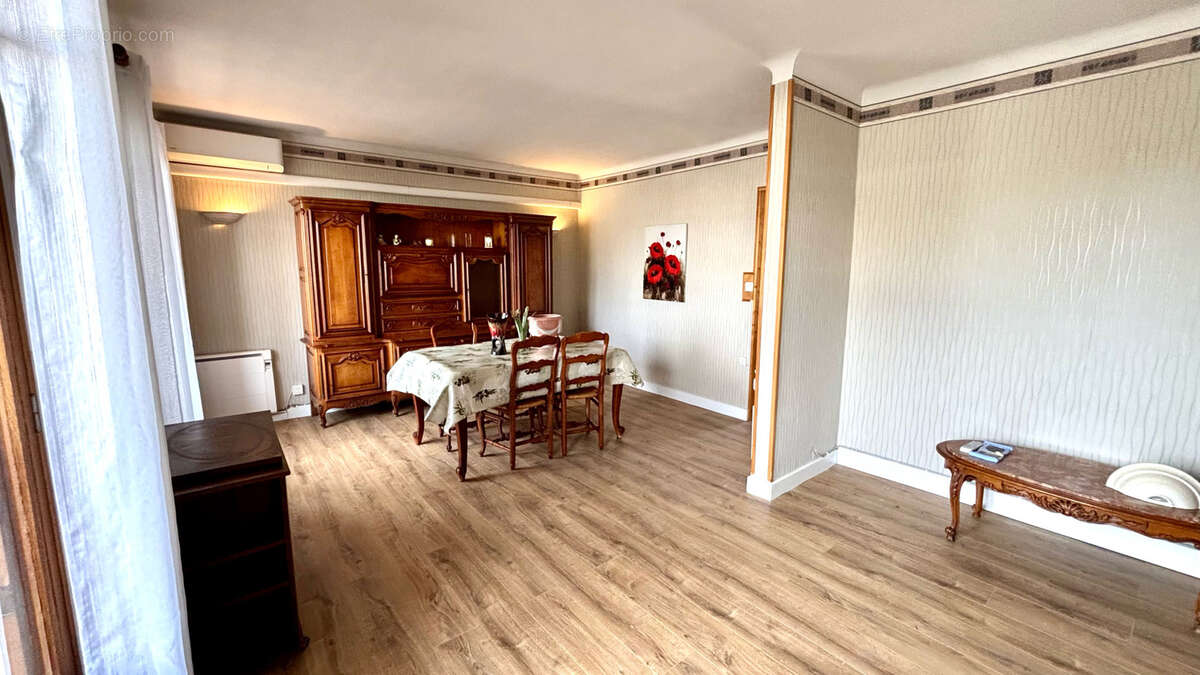 Appartement à SAINT-CYPRIEN