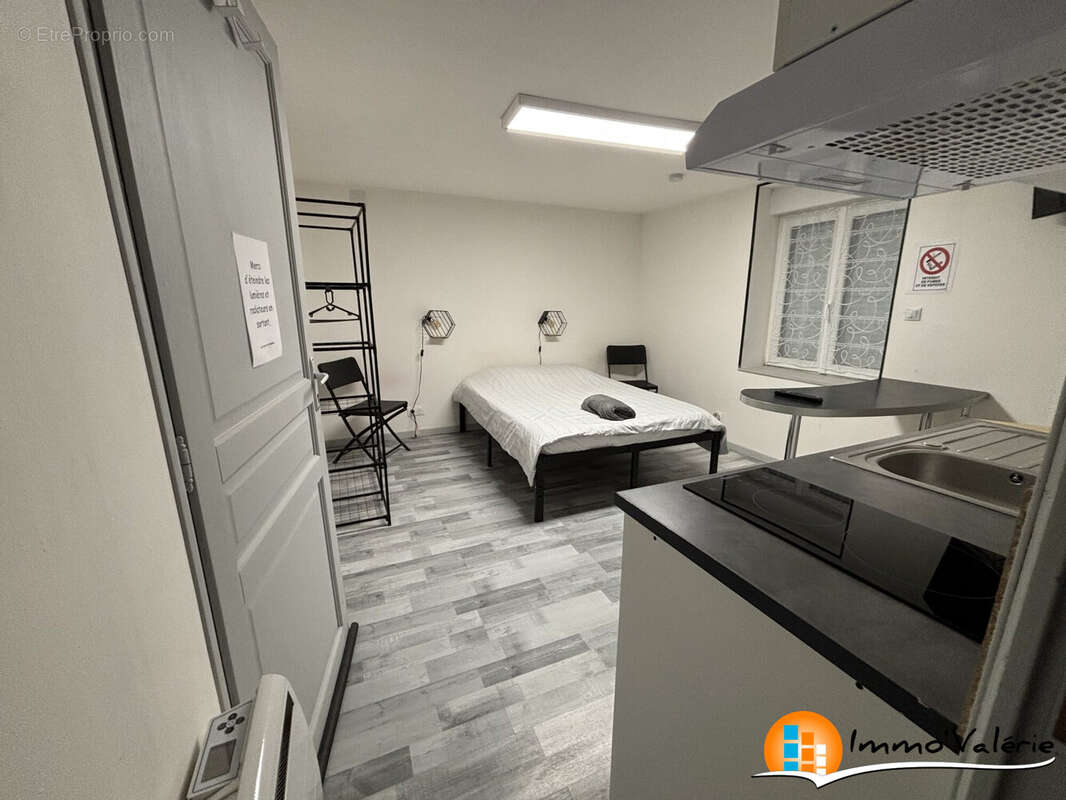 Appartement à CHARMES