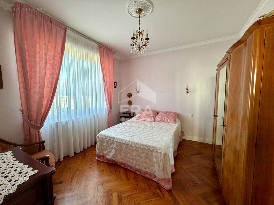 Maison à VILLENAVE-D'ORNON