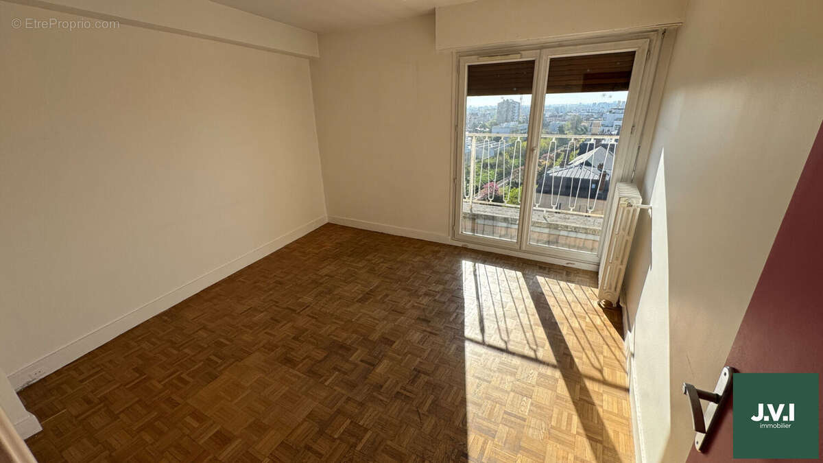 Appartement à ENGHIEN-LES-BAINS